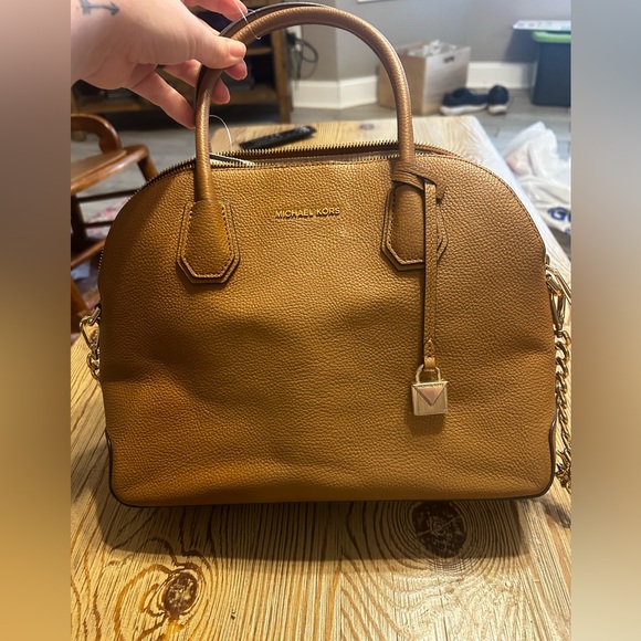 MICHAEL Michael Kors Handbags - Michael Kors Mercer Pebbled Ladies Large Light Brown Leather Satchel Bag